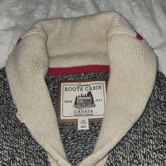 Roots Cabin Shawl cardigan sweater sz large gender free - Picture 2 of 3